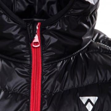 Дутый женский жилет с капюшоном от Alpinist