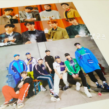 Набор из 12 постеров с изображением группы EXO + 1 лист наклеек