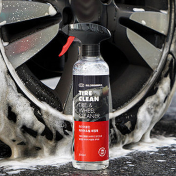 Средство для мытья колес автомобиля Tire Clean от GlossBro 