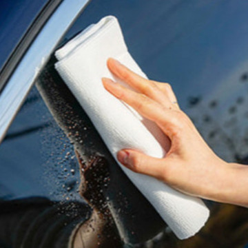 Водоотталкивающий спрей для окон и стекол автомобиля Rain Shield от GlossBro